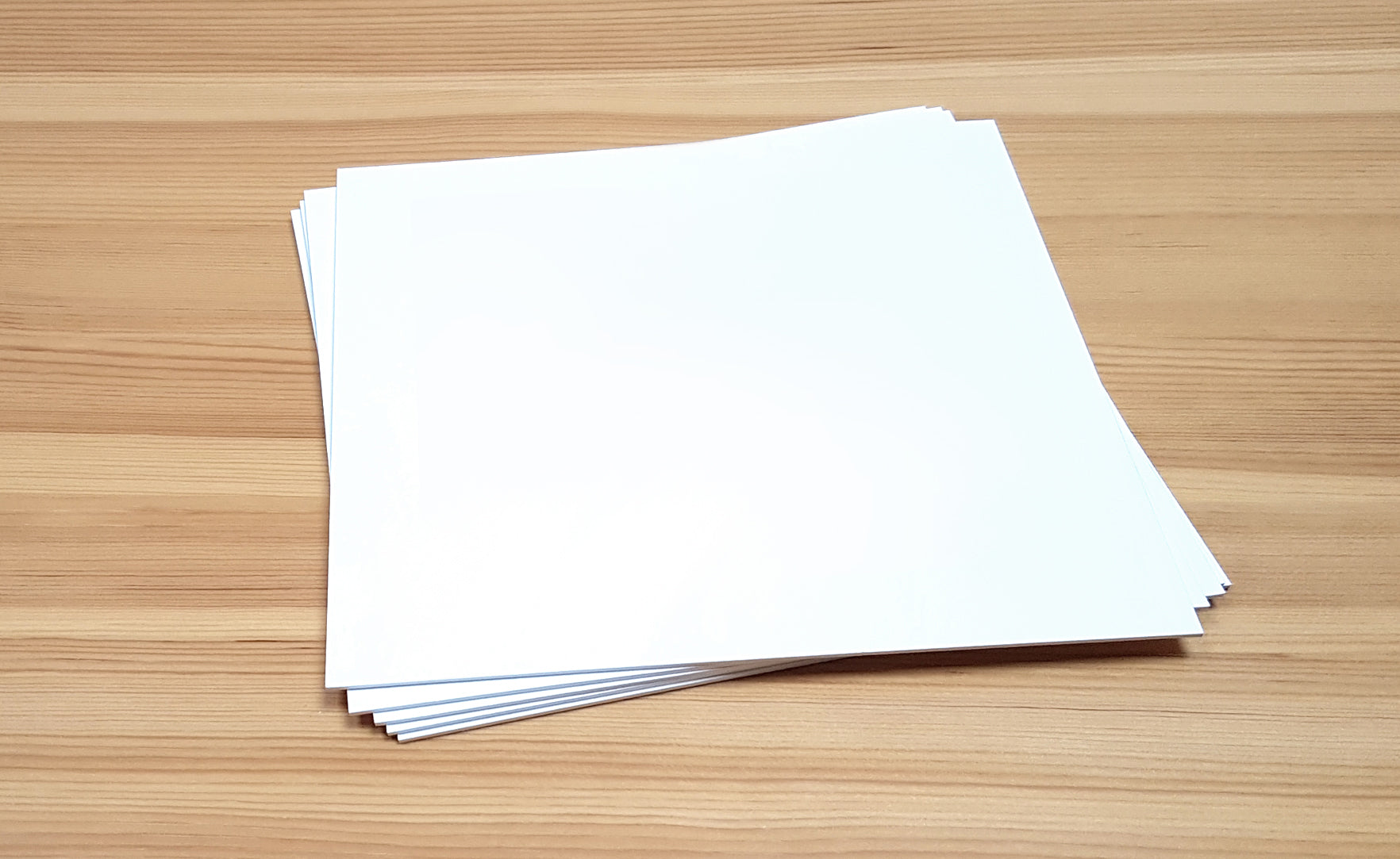 Pack of 5 mountboard backing boards. Standard square sizes. Choice of colour.